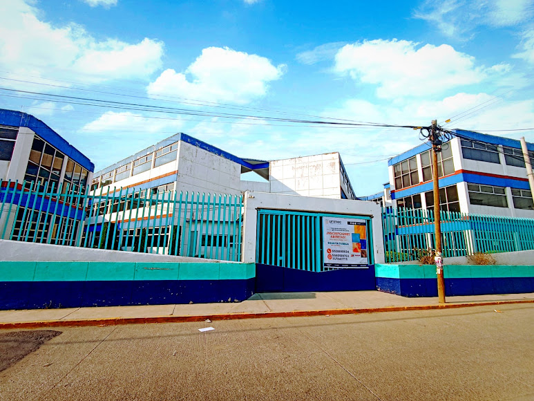 la venta-Entrada-Instalaciones-Preparatoria-Unimec-Ixtapaluca-preparatoria ixtapaluca prepa licenciatura unimec