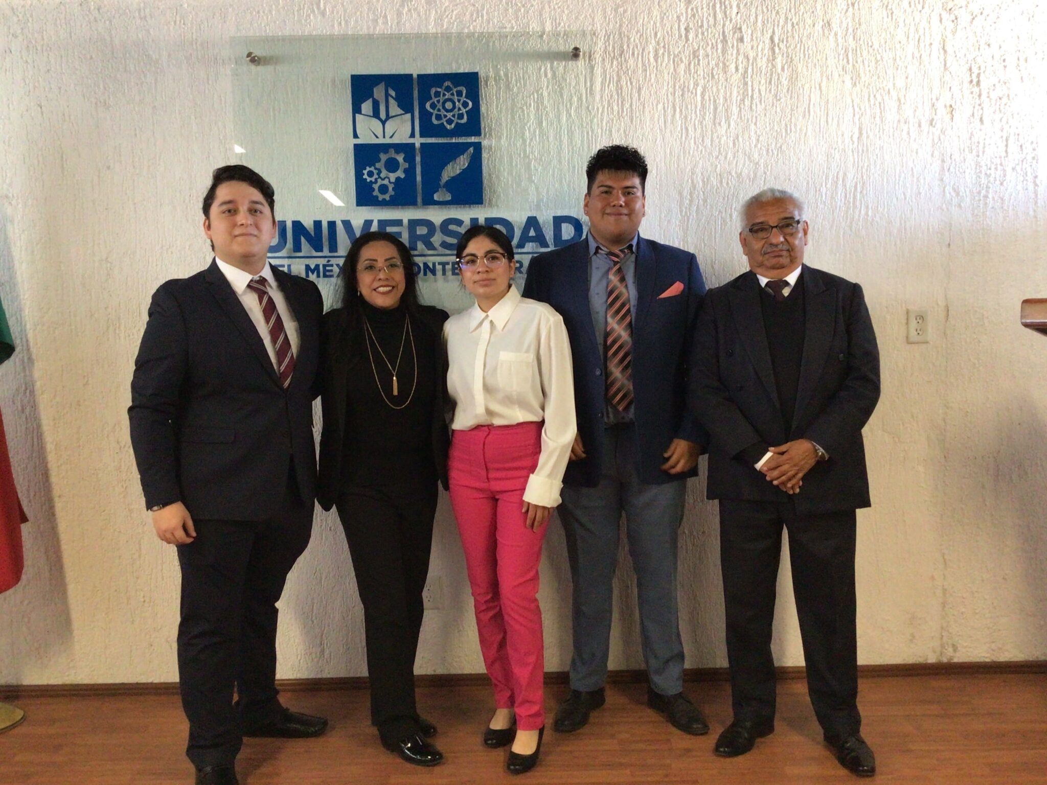 alumnos-docentes-unimec