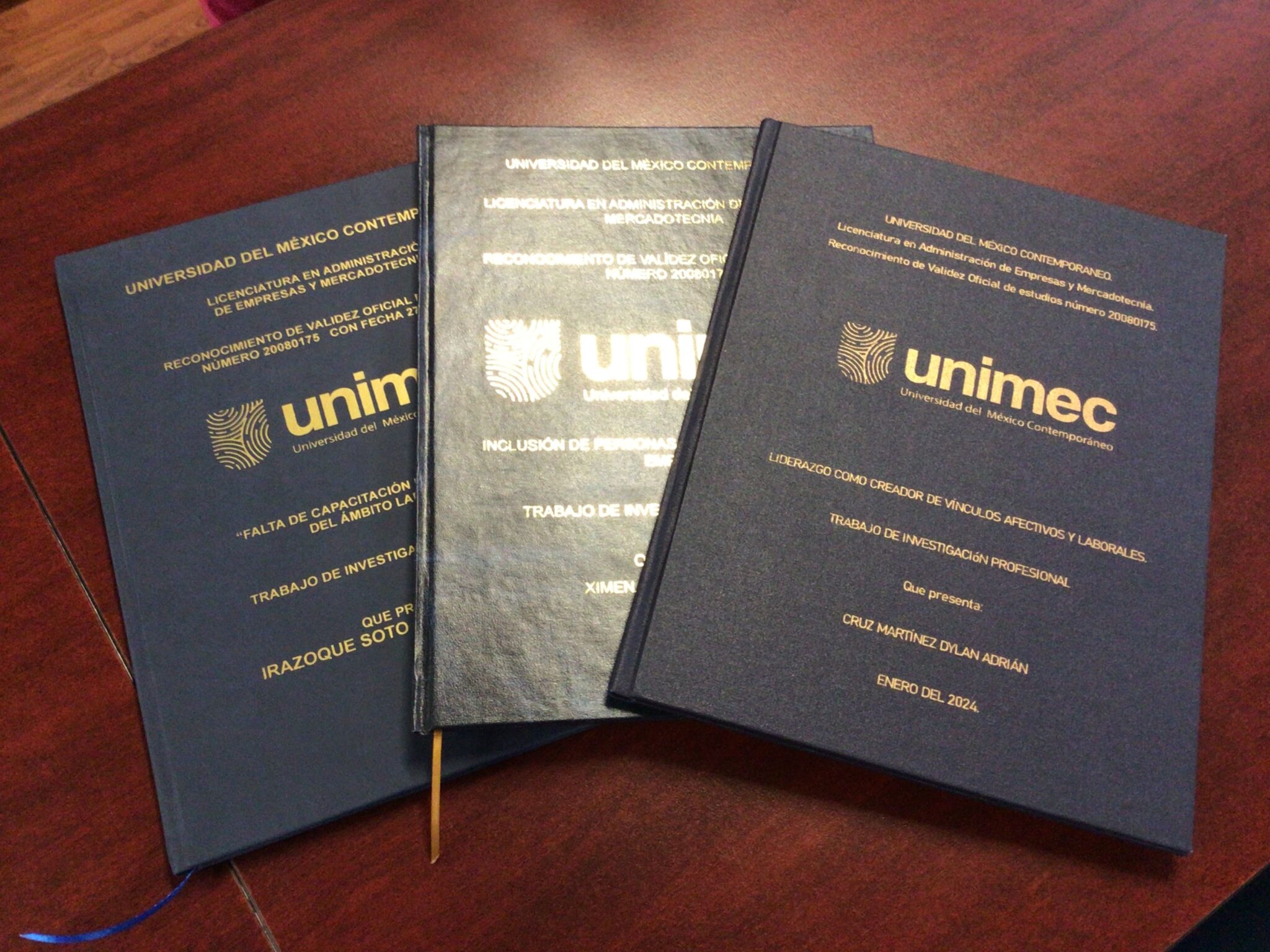 toma-de-licenciatura-unimec-licenciatura-tesis