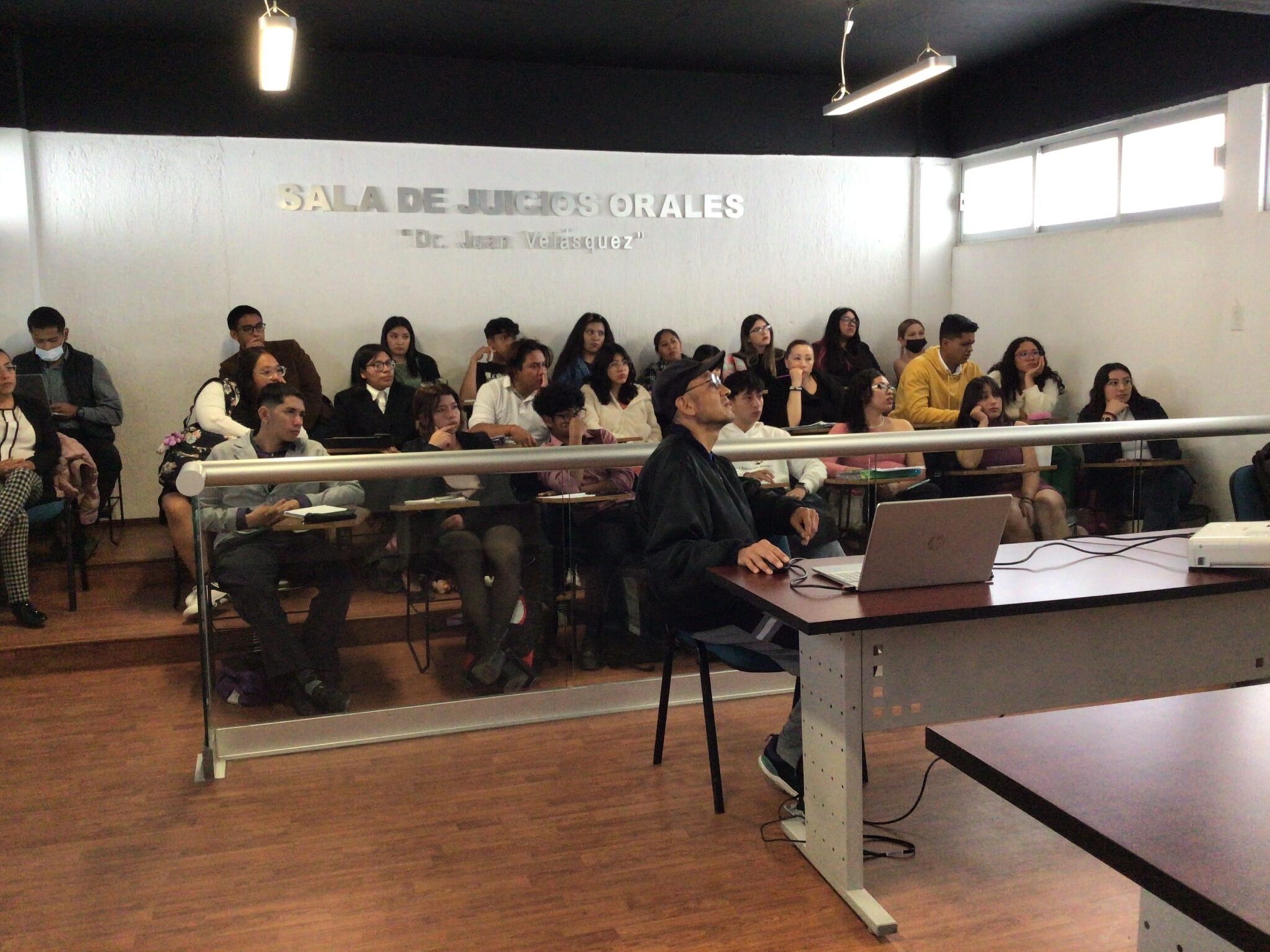 alumnos-licenciatura-clases-psicologia