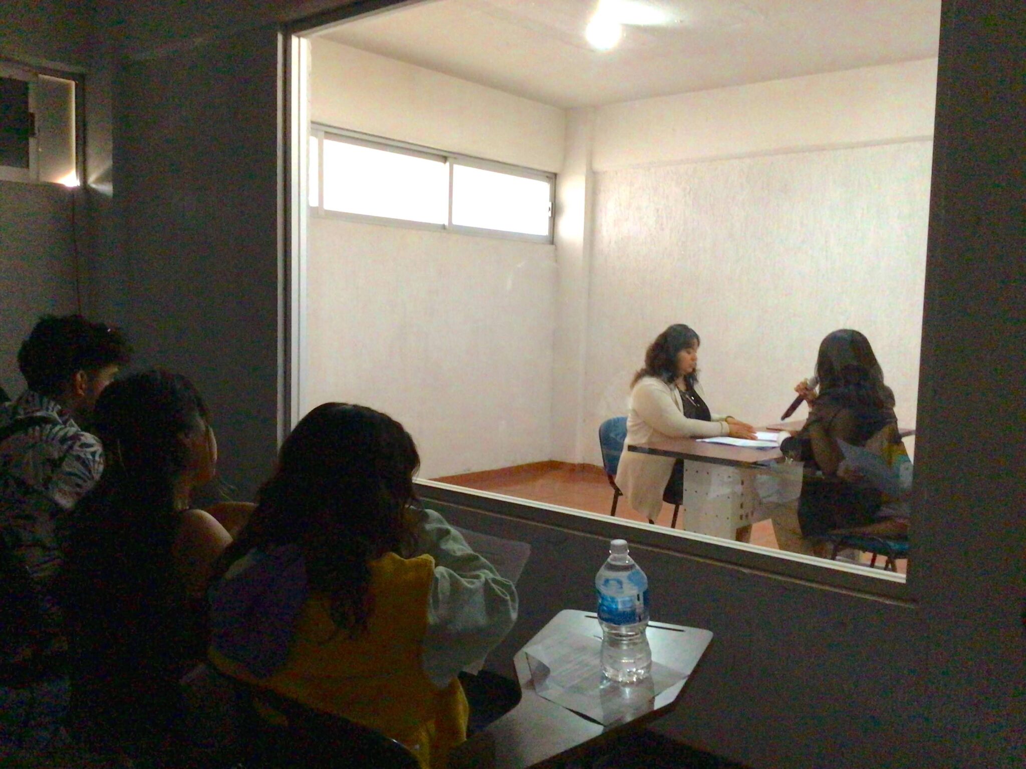 alumnos-cámara-de-gesell