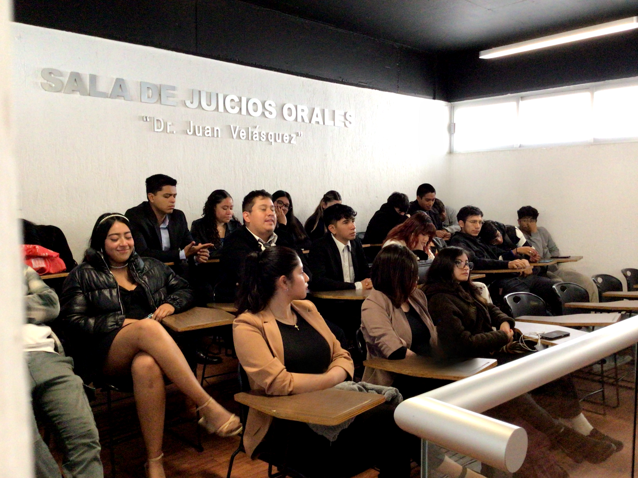 unimec-alumnos-licenciatura