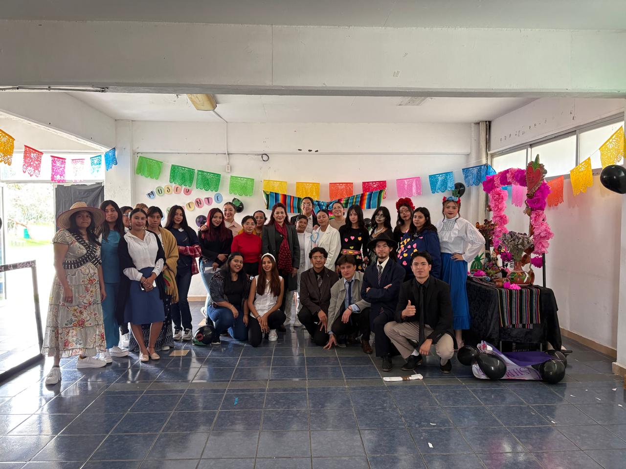 licenciatura-unimec-ciencias de la educación-ciencias de la familia-derecho-psicología-contaduría-administración de empresas y mercadotecnia